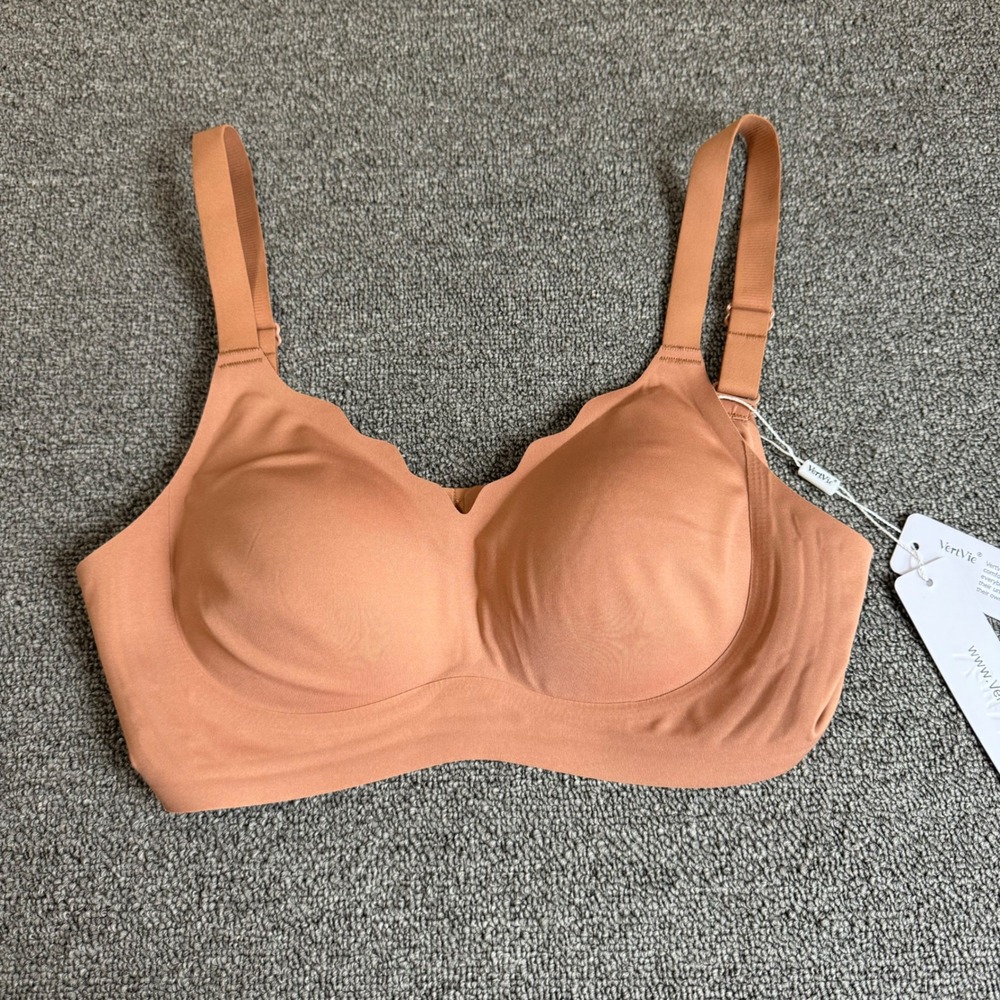 NWT VertVie Seamless Wireless Bra Tan Nude Scalloped Edge Adjustable Strap Small
